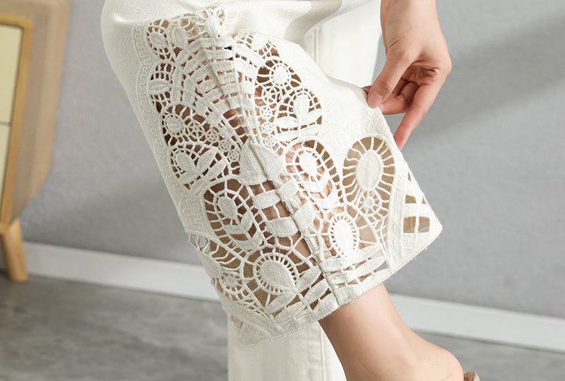 【 AHNGO 】 Summer Chinese style hollow embroidery slimming high waist apricot color European style nine part western-style white wide leg denim 8944